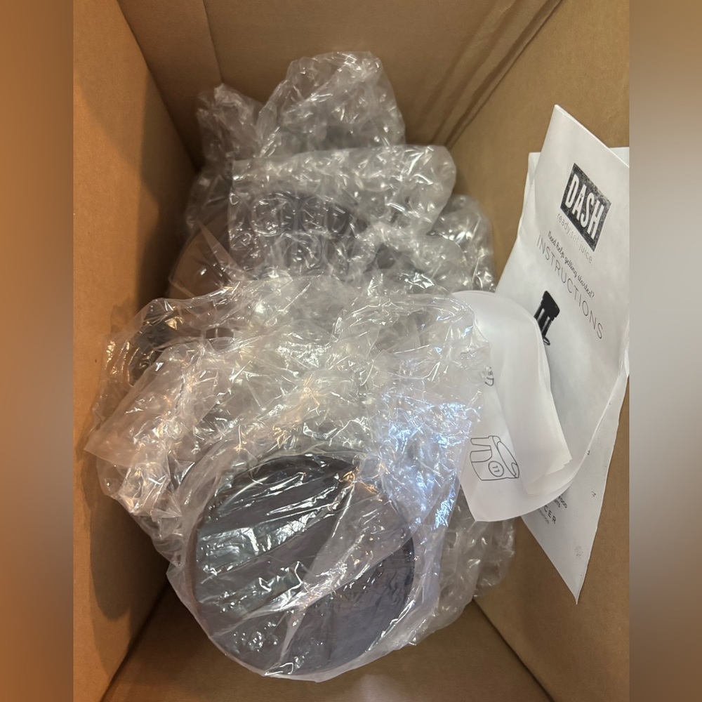 Dash Premium Juice Extractor - Picture 13 of 16